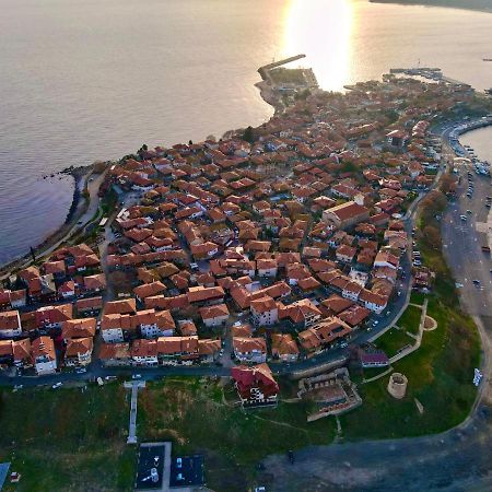 Family Hotel Lebed Nesebar Exterior foto