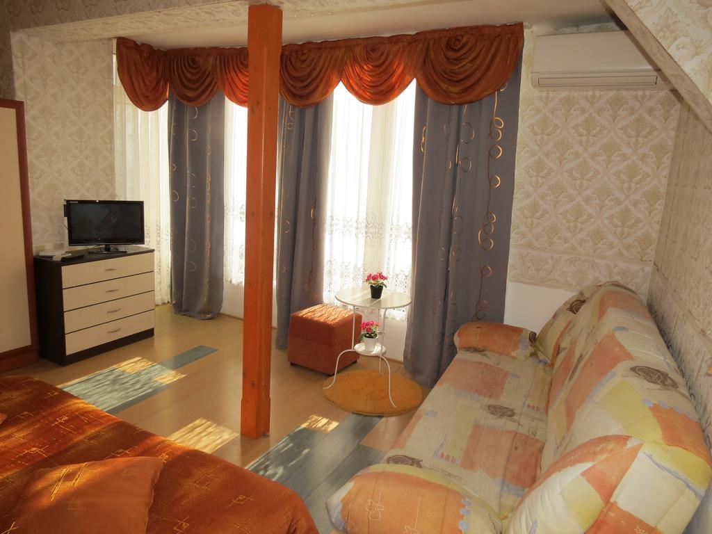 Family Hotel Lebed Nesebar Quarto foto