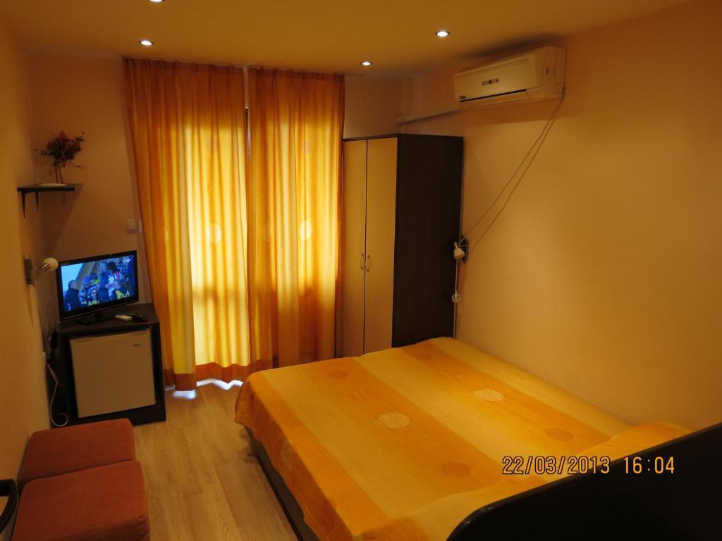 Family Hotel Lebed Nesebar Quarto foto