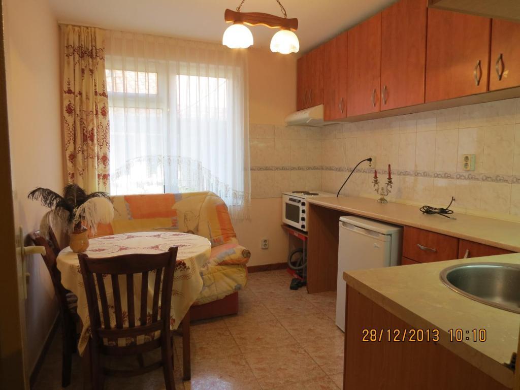 Family Hotel Lebed Nesebar Quarto foto